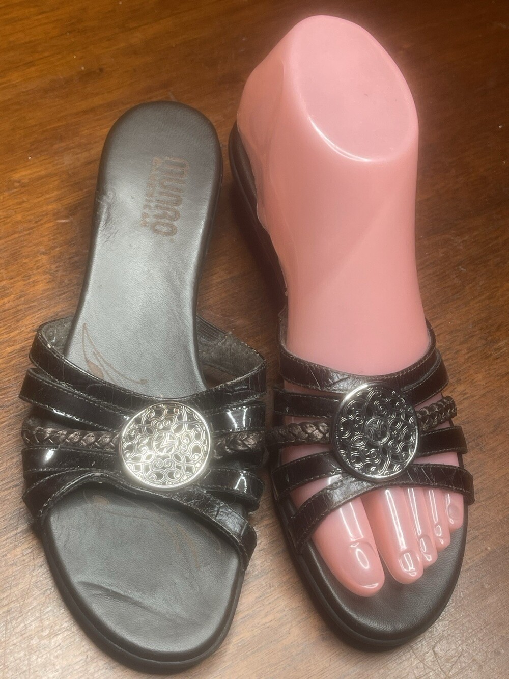 Munro American Women’s Brown Slide Strap Sandals Women Size 7N Alligator Print